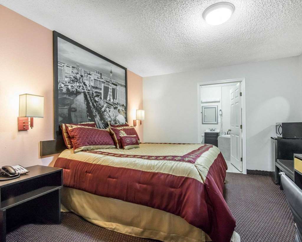 Rodeway Inn & Suites Brookhaven Habitación foto